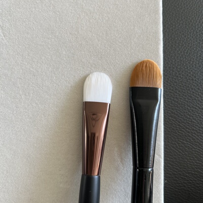 好用的高光膏刷 比普通舌型小一圈