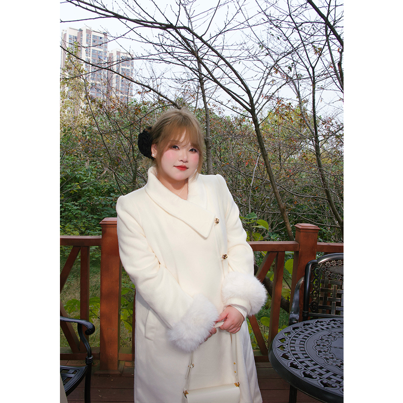 dese嘚瑟软糖大码冬季夹棉法式高级感外套胖mm温柔气质毛呢大衣