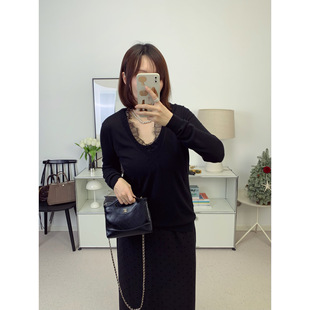 鸬鹚 25秋冬新款 IR肤感莱赛尔真丝混纺睫毛蕾丝拼接V领针织衫