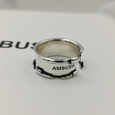 AMBUSH中性黄铜个性工业染黑戒指