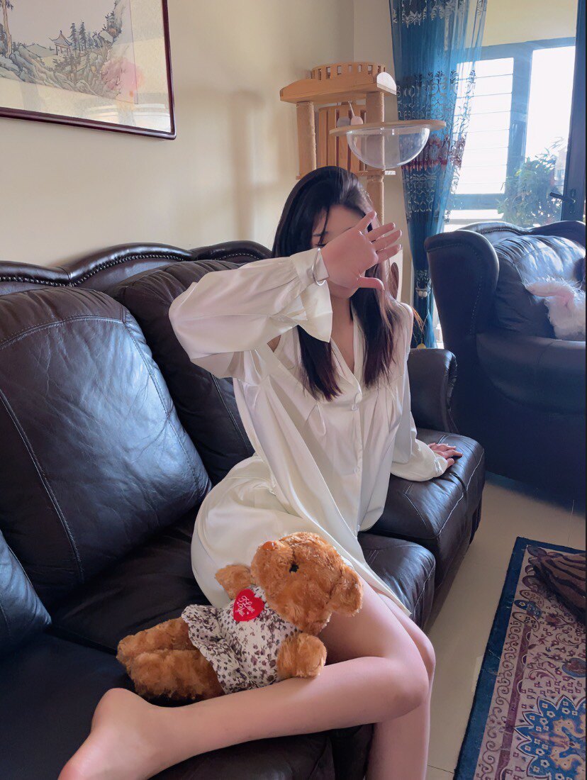喵喵酱【纯爱战神】长袖短裤冰丝睡衣漏肩纯欲风家居服女性感套装