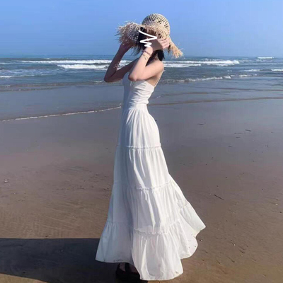 法式高级感白色吊带连衣