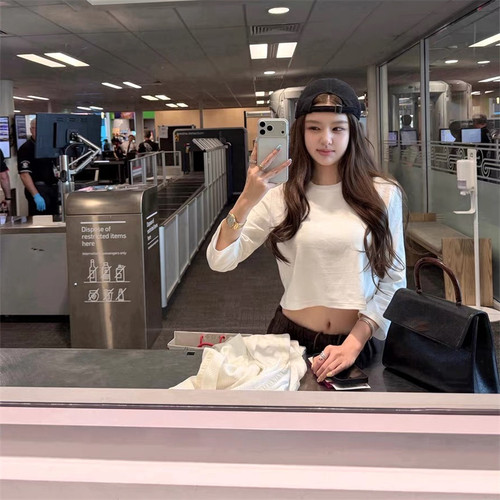 樊樊「JennieT 3.0」七分袖一年穿三季 显瘦小版型纸片人身材!