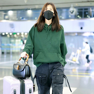 2024春大表姐刘雯同款复古墨绿色连帽卫衣橄榄绿休闲运动上衣潮