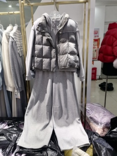 2026冬新欧韩时尚套装女连帽拉链外套阔腿裤马甲休闲加绒三件套裤