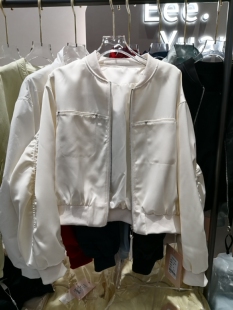 潮 宽松显瘦百搭休闲棒球服小个子夹克衫 2026春欧韩时尚 外套女长袖