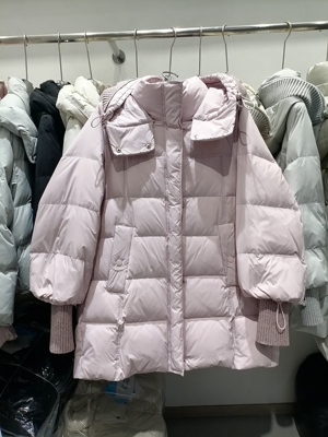 2025冬欧韩韩休闲白鸭绒羽绒服女连帽宽松小个子保暖中长款外套潮