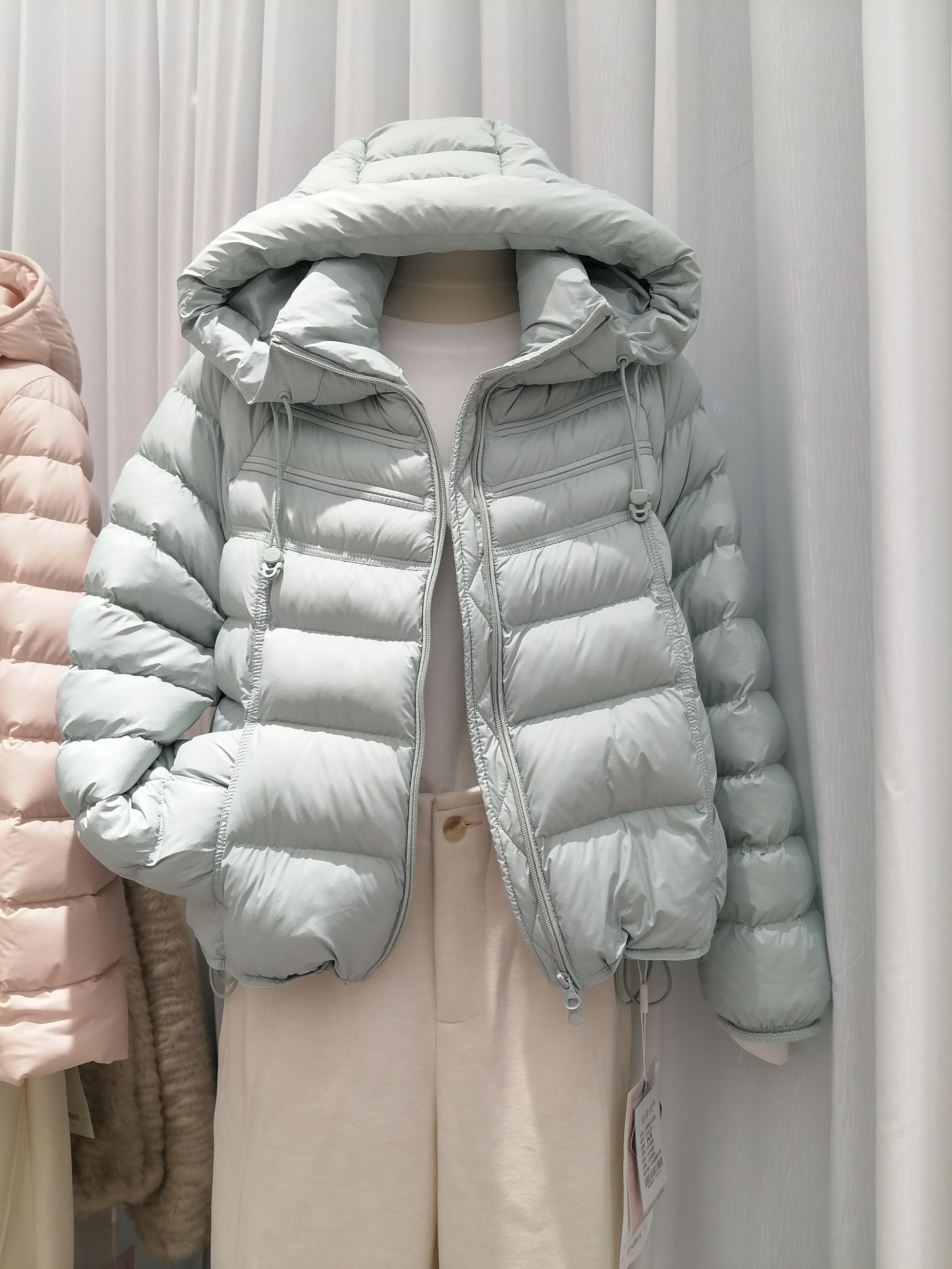 2026秋冬欧韩时尚棉服女连帽宽松休闲百搭保暖轻薄面包服棉衣外套