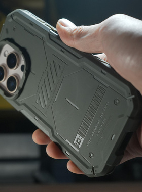 肥熊灰人II适用苹果iPhone 16/Pro/MAX/Plus战术防摔保护套石墨烯散热军事风格手机壳MagSafe磁吸手机套