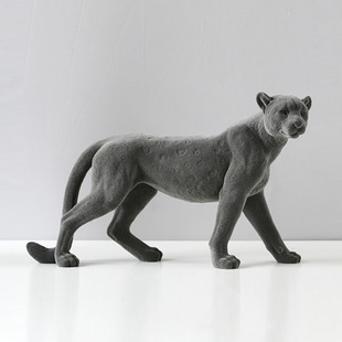 可定制轻奢创意金钱豹公仔雕塑摆件别墅展厅样板间办公室软装饰品