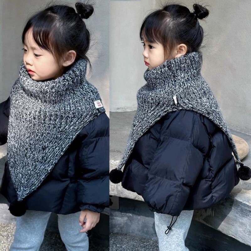 儿童围巾时髦童装2025新款可爱球球洋气宝宝三角巾男女童围脖披肩