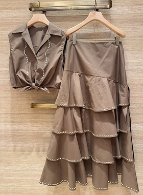 法式小众 2026春夏烫钻打结收腰无袖西装领上衣蛋糕半裙套装女