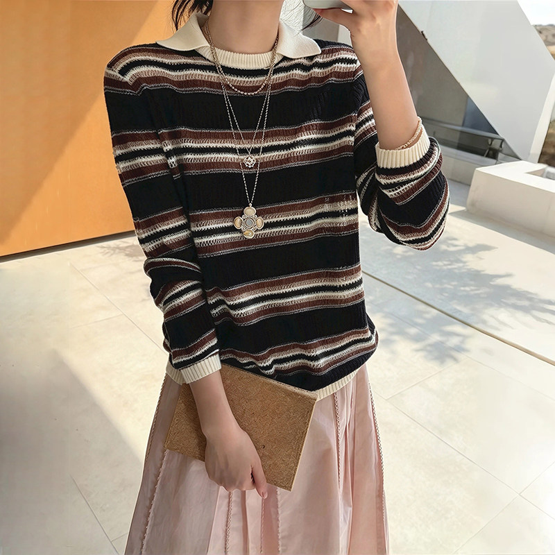 法式小众2026秋冬时髦拼色横条纹小翻领套头透气百搭针织衫女