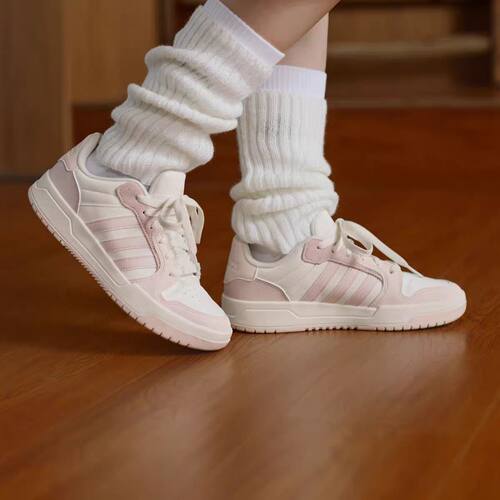 Adidas阿迪达斯舒适耐磨复古运动低帮休闲板鞋IE3904