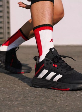 OWNTHEGAME 2.0低帮团队款实战篮球鞋男子adidas阿迪达斯