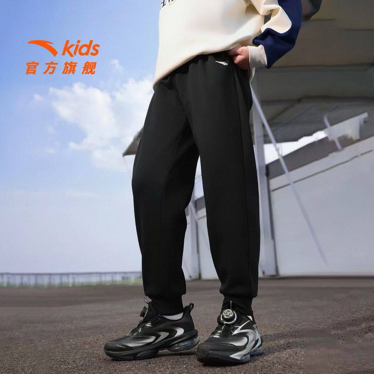安踏儿童装2026款男童冬加绒裤直筒长裤青少年运动长裤A72645703