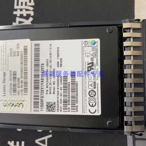 00YH978 00YH980 800GB 12G SAS SSD 固态硬盘 S2200 S3200议价
