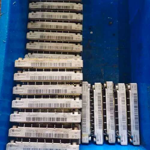 7MBR25SA120-50 FP25R12KT3 FP25R12KE3 BSM25GP120包好议价