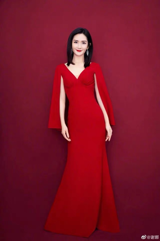 同款礼服独唱演出服明星敬酒服女