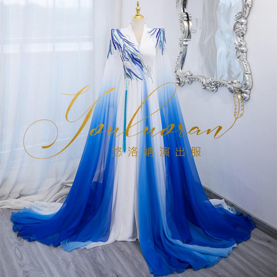 悠洛姌演出服优雅深V长袖坠地