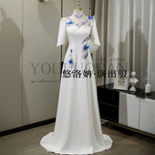 悠洛姌演出服新款 白色重工刺绣显瘦礼服舞台表演艺考主持人演出服