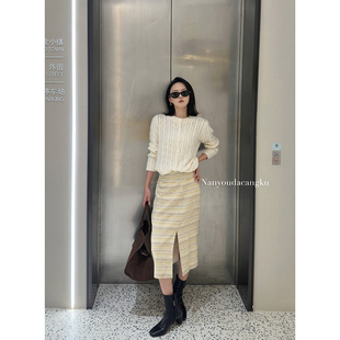 小香风气质修身 半裙利落剪裁高腰显瘦显腿长优雅通勤约会百搭精致