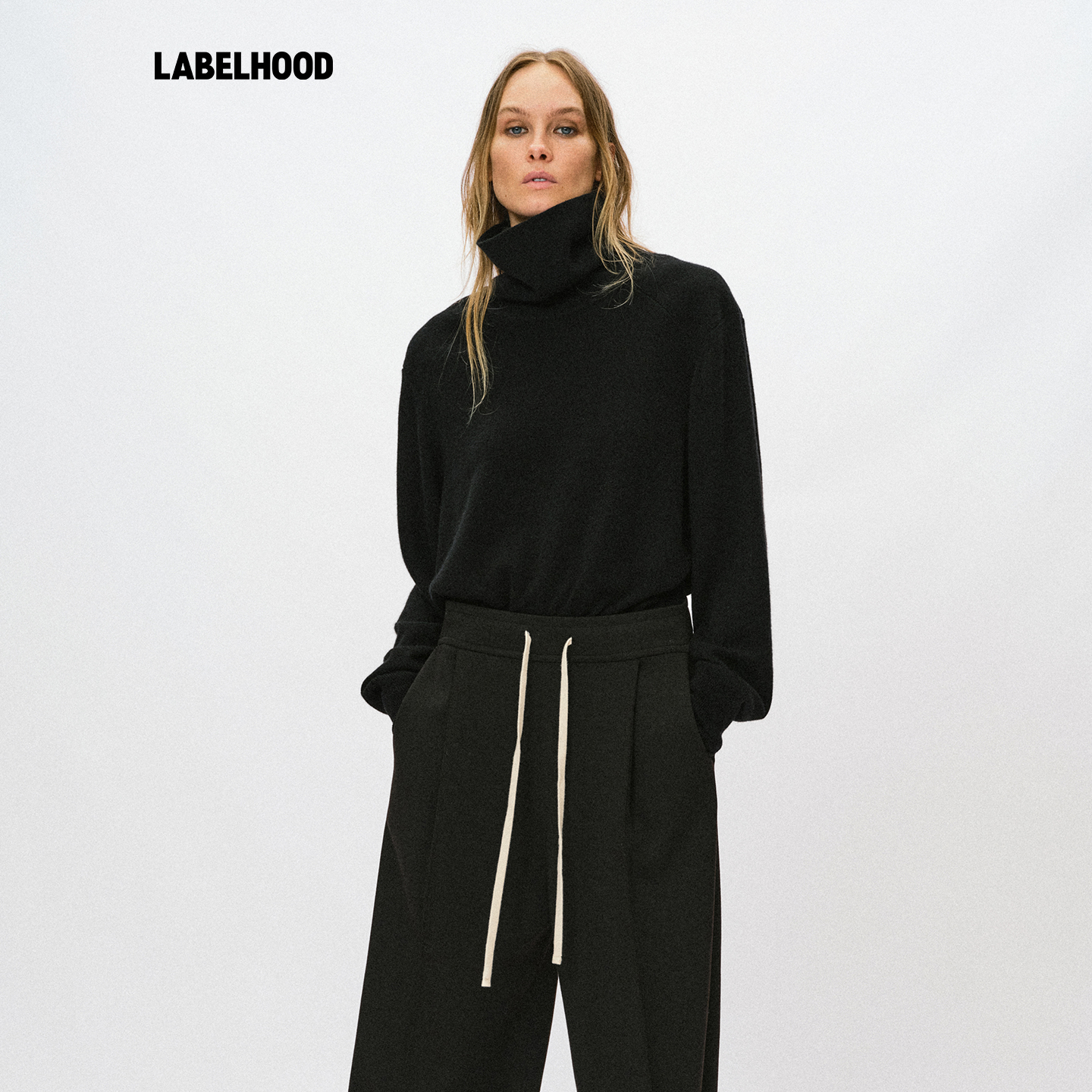 LiegeeBADGES高领肩式毛衫