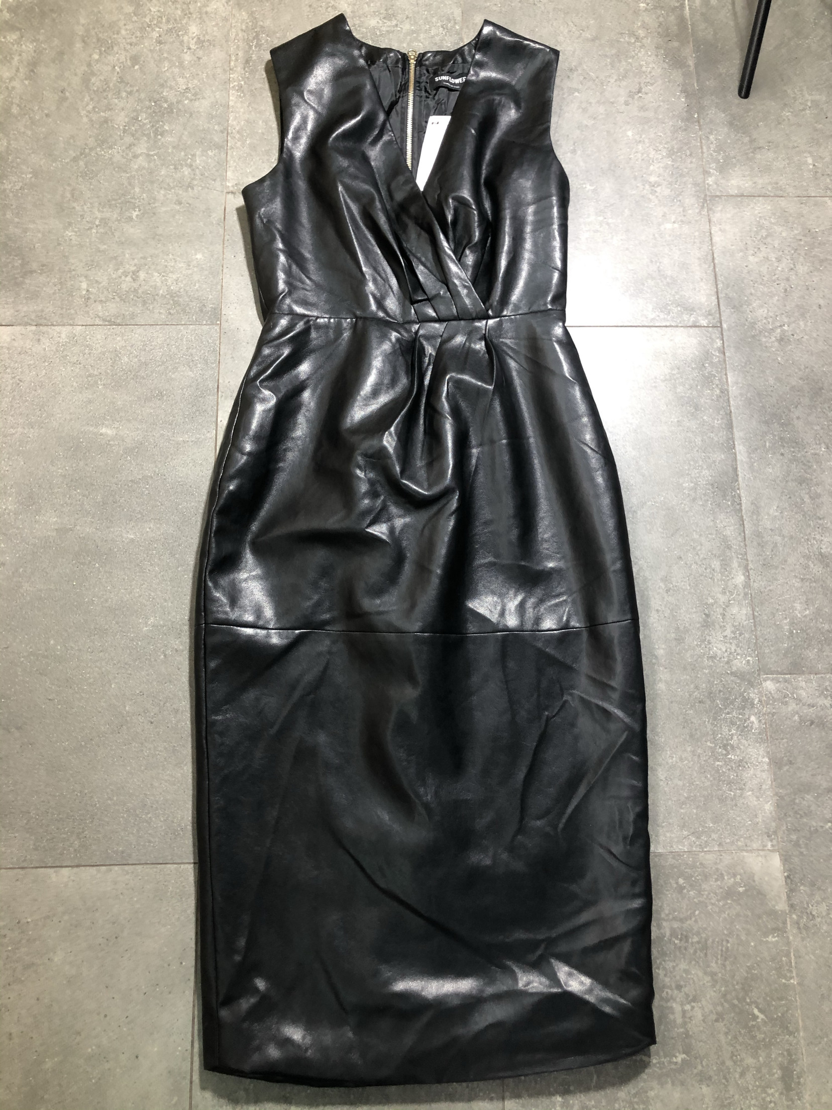 外单品牌 样 皮质背心裙（直接拍付/收货退运）