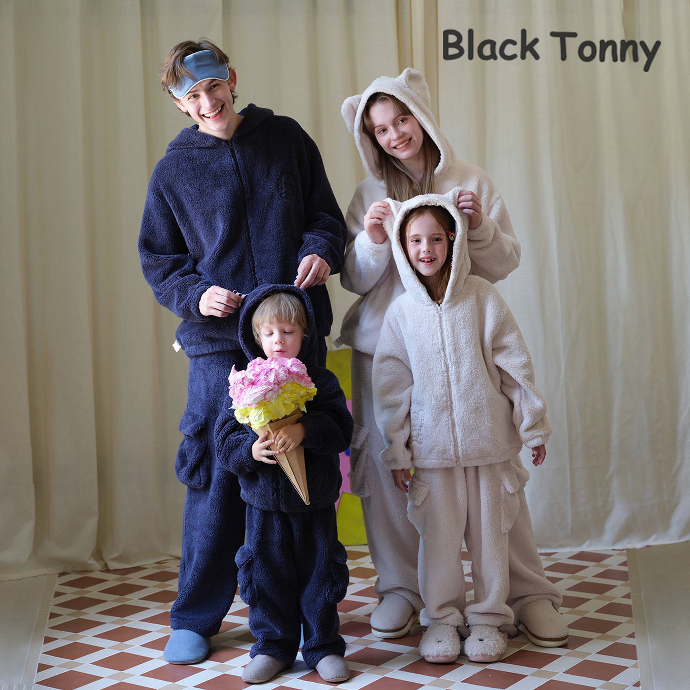 小黑托昵儿童睡衣套装亲子套装