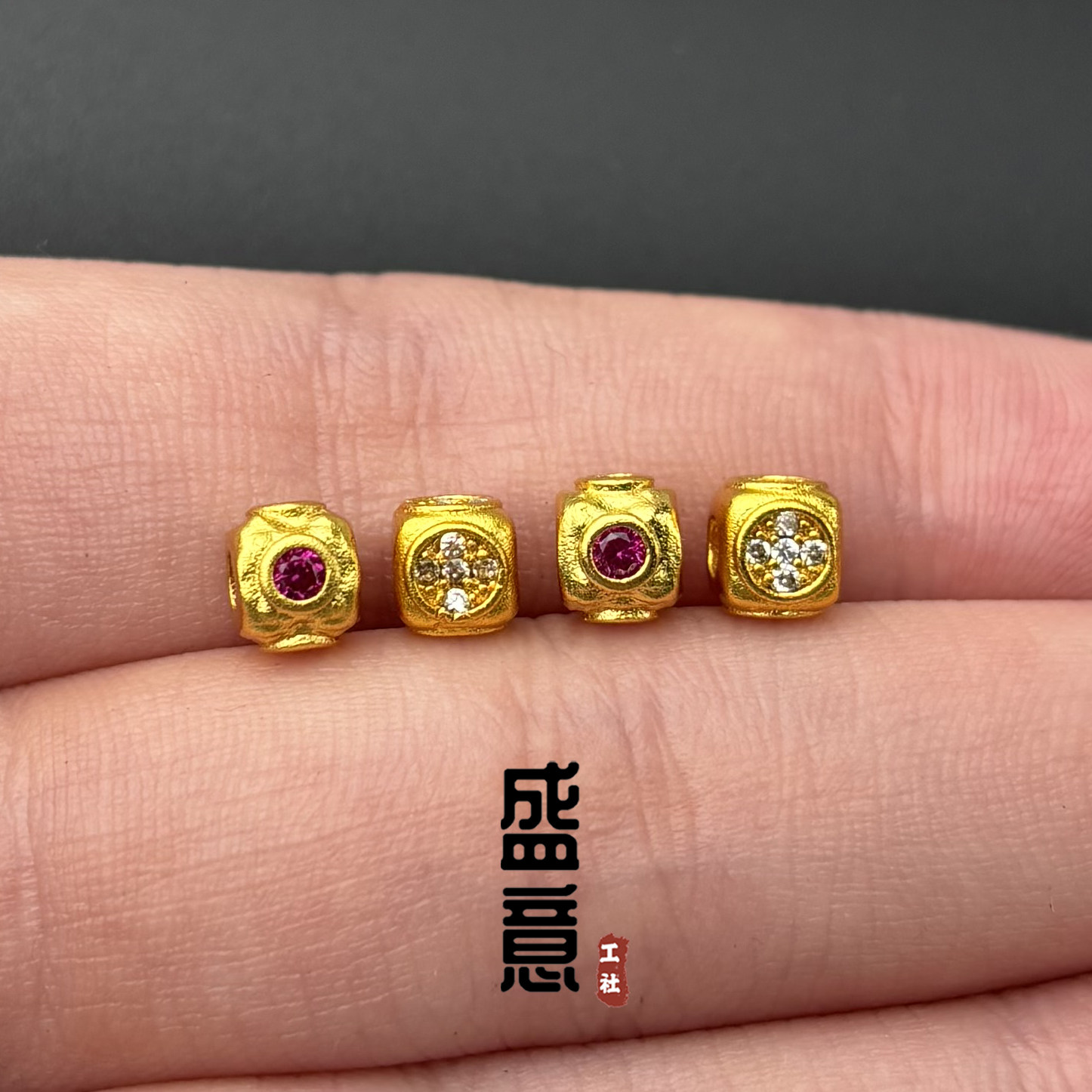 古法24K工艺黄金色镶钻无相珠背云线束隔珠项链文玩手串diy配饰图片