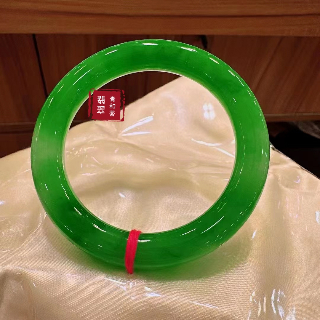 高冰满绿翡翠玉镯