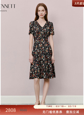 LK BENNETT黑色碎花连衣裙2025年夏新款v领法式复古荷叶边收腰中