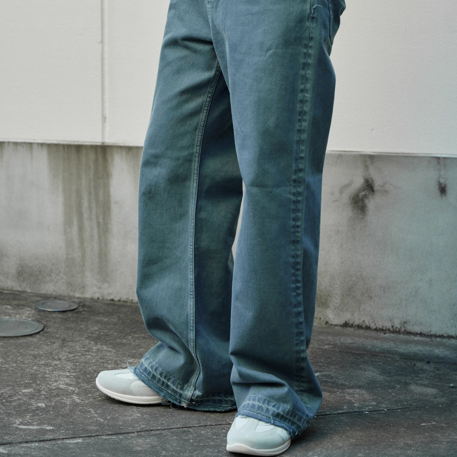 Retro 21 R21 灰蓝色成衣染色微宽松阔腿牛仔裤