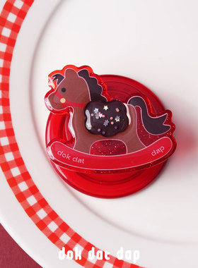 dokdatdap原创新年木马红色磁吸手机支架个性可爱磁吸支架小众款