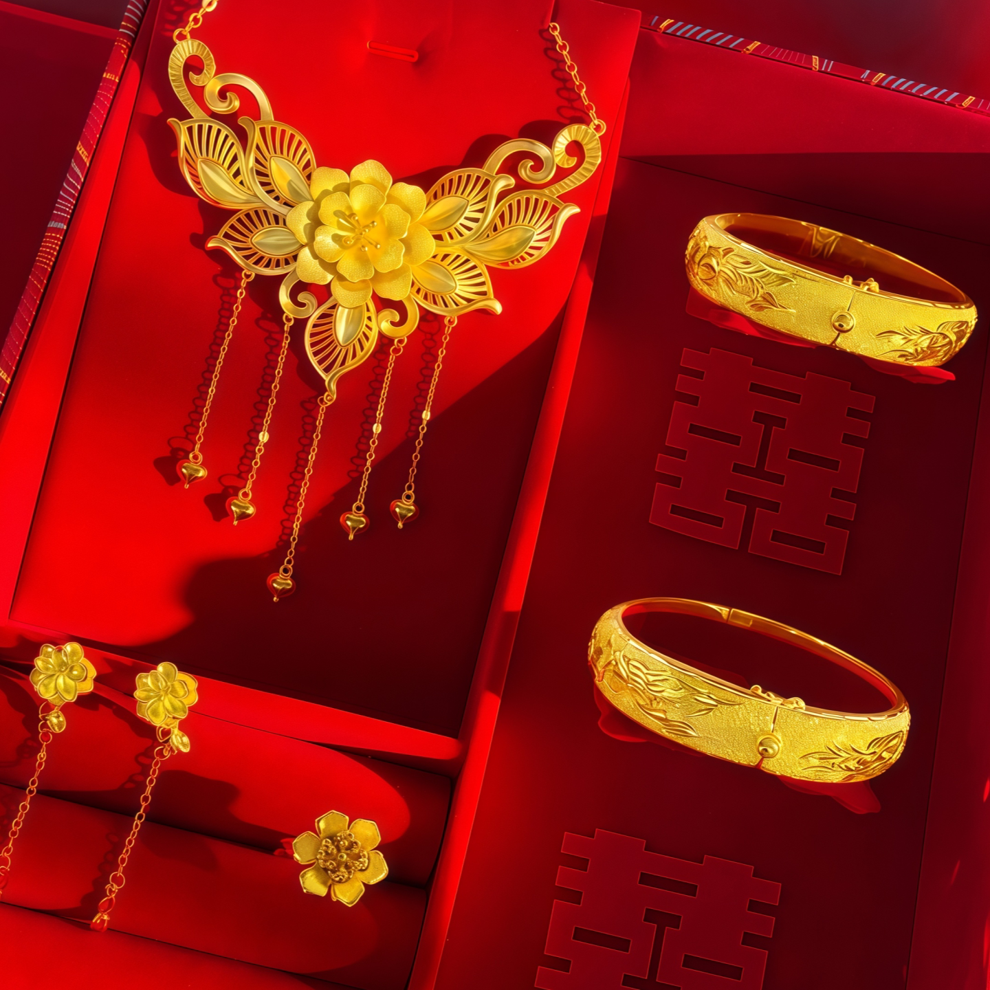 结婚仿真三金套装花朵流苏高贵轻奢礼盒装婚礼订婚摆台用品