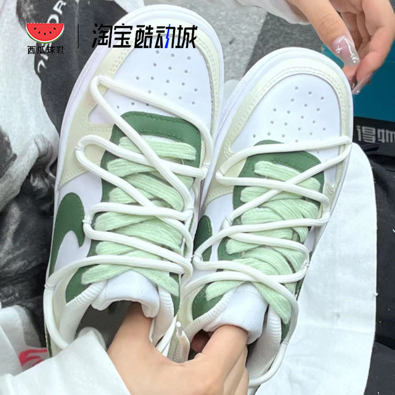 Nike复古系带女子court球鞋定制