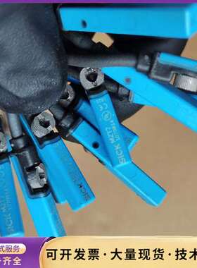 德国西克SICK MZT7传感器，蓝色外壳，黑色接头，带原装询价