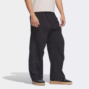 adidas 柔软直筒休闲裤 男款 JZ4198 蛇年限定百搭时尚