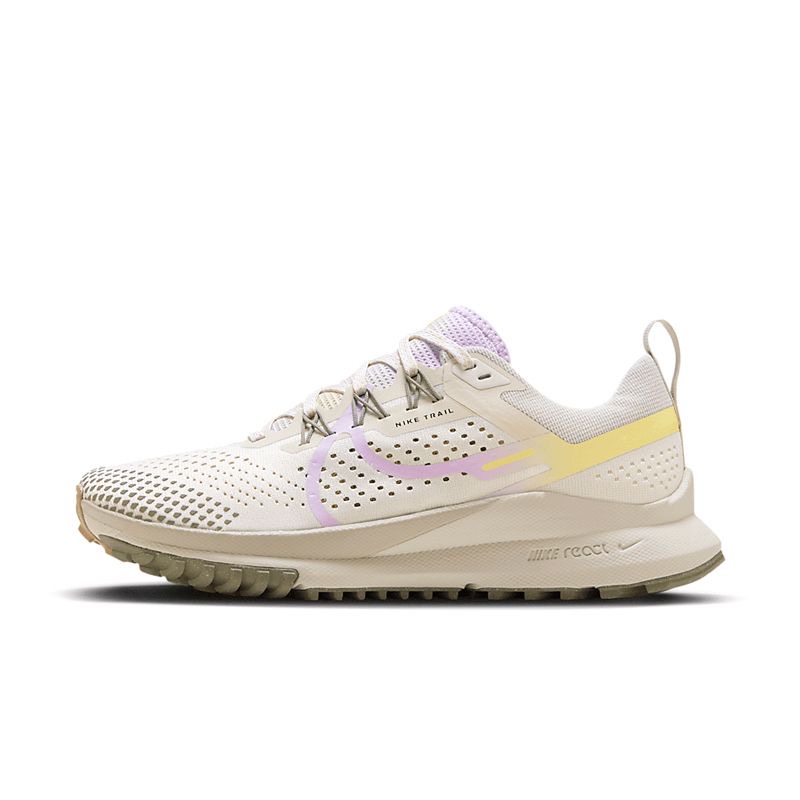 Nike Pegasus Trail 4 舒适潮流耐磨低帮跑步鞋女款 FZ5060-095