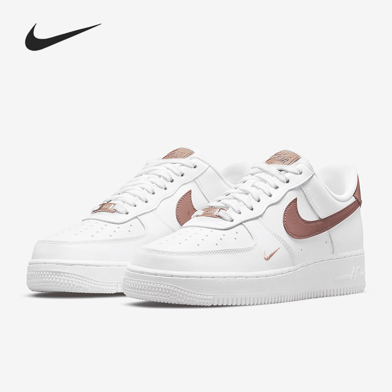 Nike Air Force 1 迷你钩轻便低帮板鞋女款 CZ0270-103