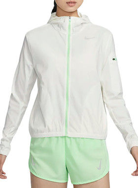 Nike 字母印花休闲透气轻薄连帽梭织夹克外套女款 HJ3948-133