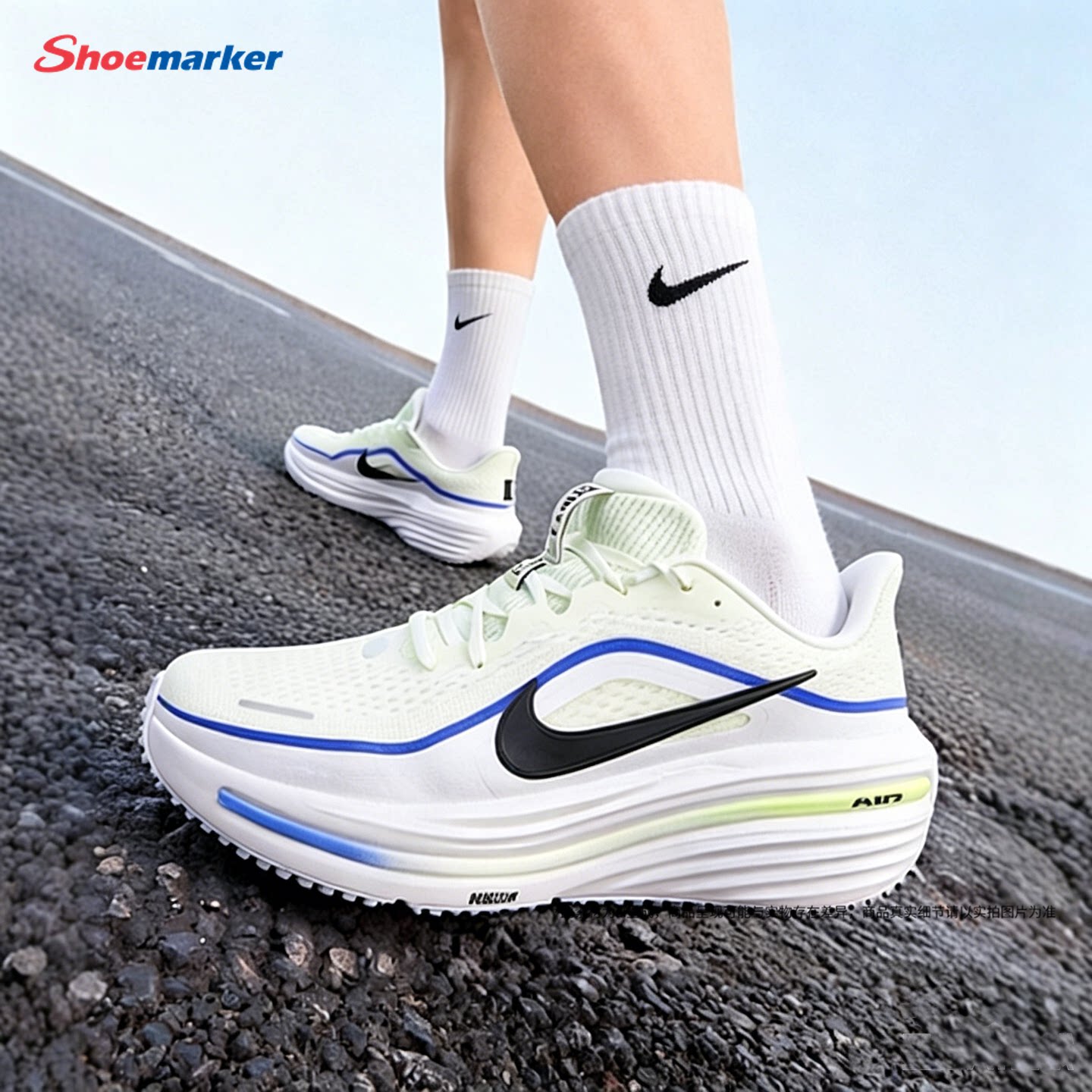 Nike耐克男款WINFLO缓震跑步鞋图片
