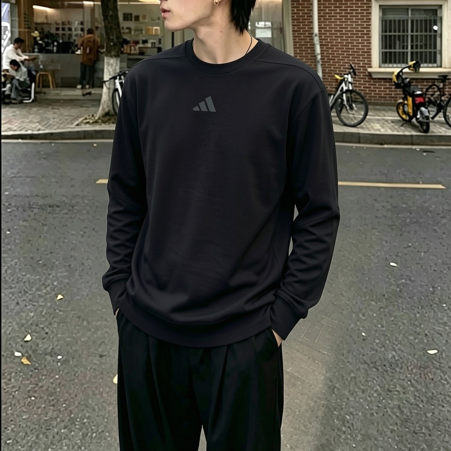 阿迪达斯男装运动服2026春秋款专业训练速干透气圆领休闲套头卫衣