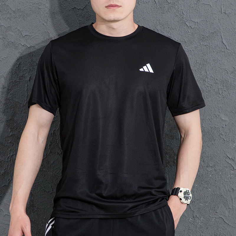 阿迪达斯健身t恤男款2024春季新款梭织速干半袖圆领体恤透气短袖