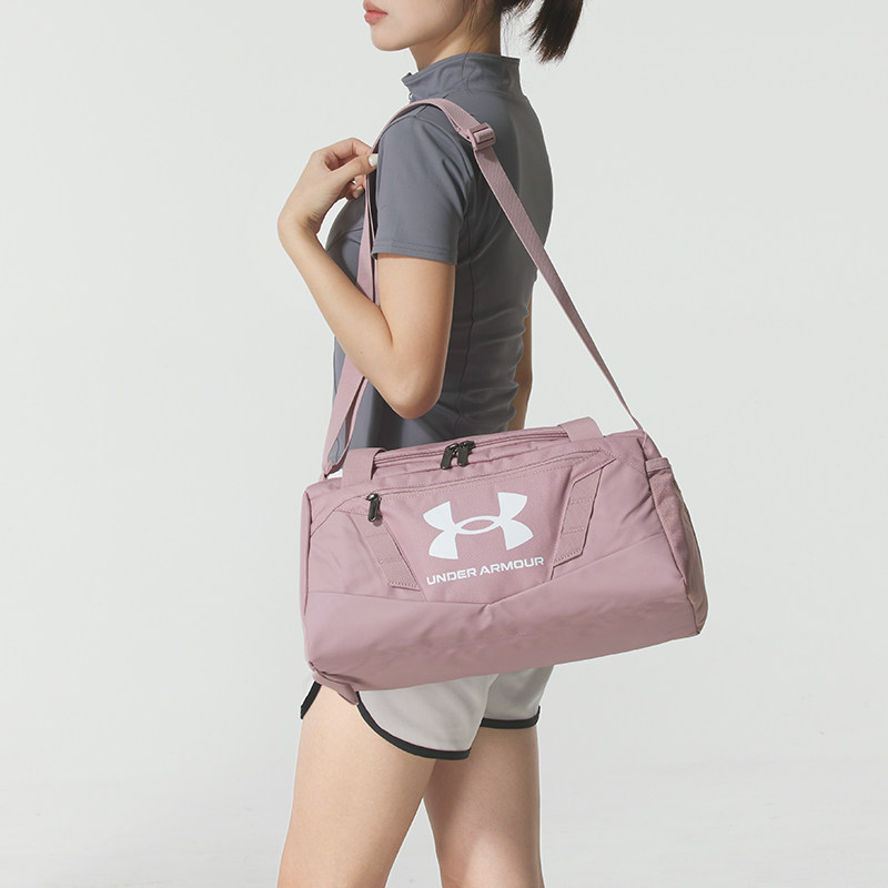 安德玛（Under Armour）男包女包 新款运动单肩包大容量