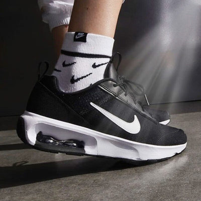 Nike女airmax耐克运动鞋