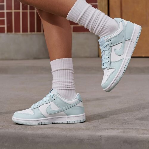 NIKE官方女轻便DUNK低帮板鞋
