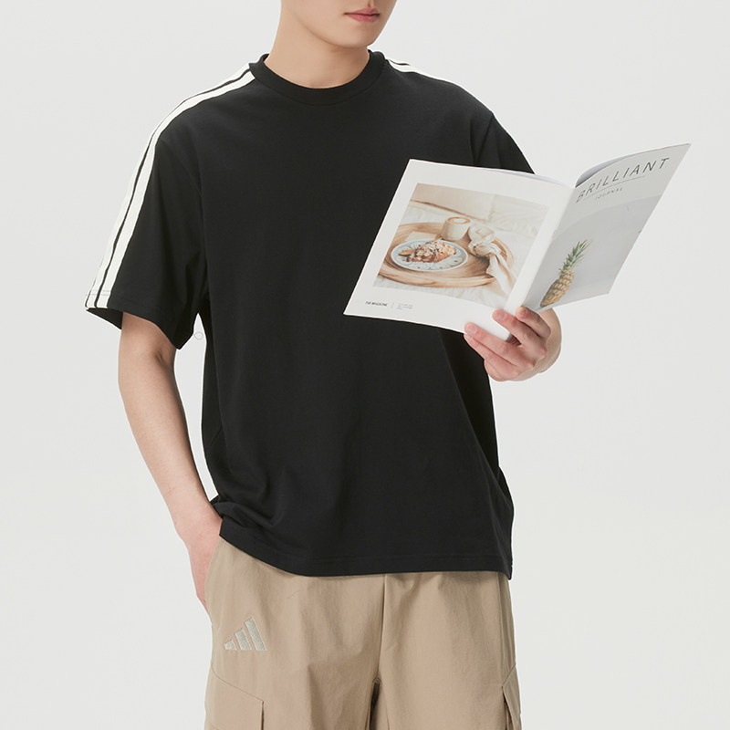阿迪达斯官方正品 2026男装黑色宽松运动服夏款三条纹休闲短袖T恤