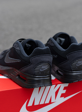 NIKE耐克黑武士运动鞋男鞋训练鞋SWIFT3男士网面透气跑步鞋DR2695
