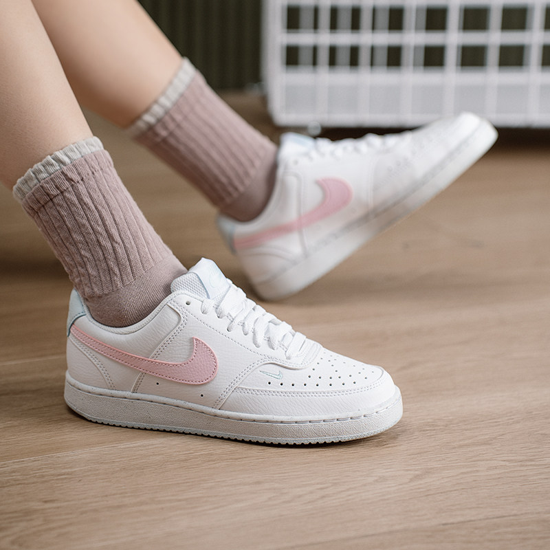 NIKE耐克女鞋2026春季新款粉钩小白鞋低帮板鞋休闲鞋潮流运动鞋,运动鞋new,运动休闲鞋,淘宝优惠券,粉丝福利购,淘宝优惠卷